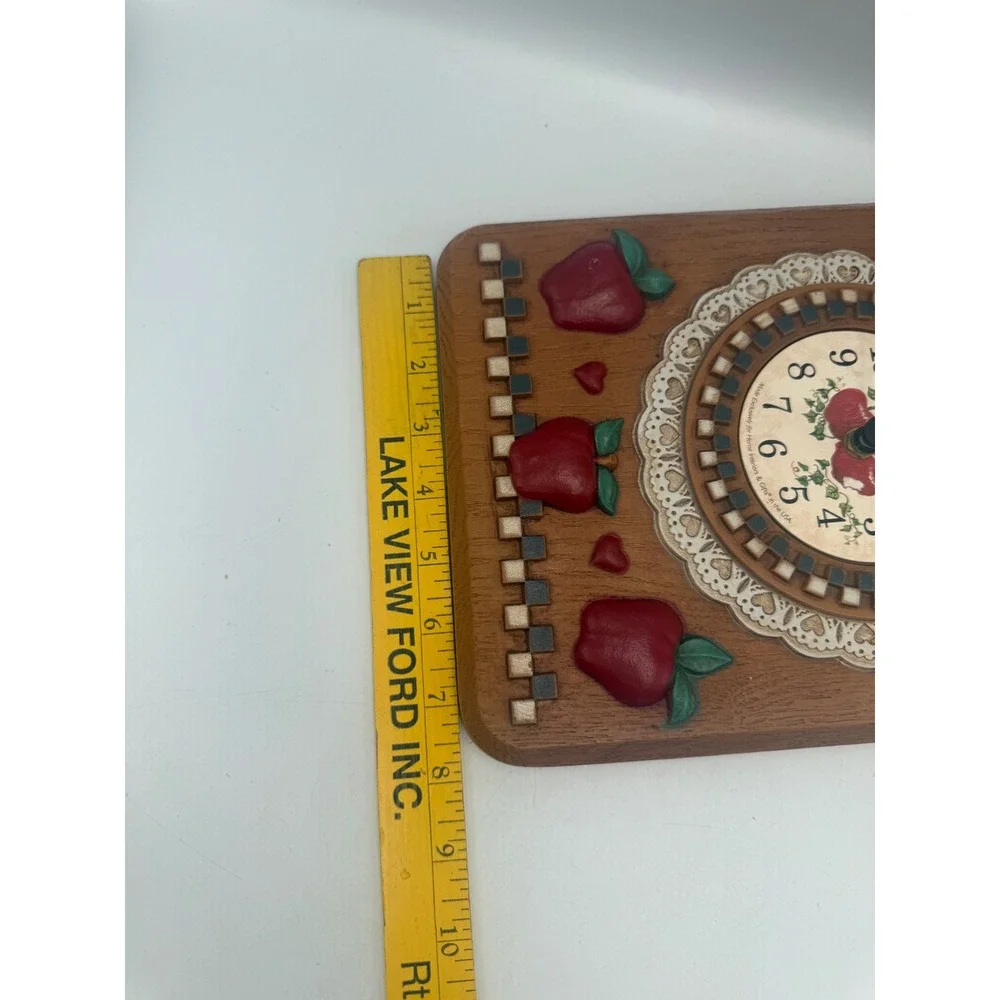 Home Interiors & Gifts Vintage Country Apple Wall Clock Faux Wood Heart Repair